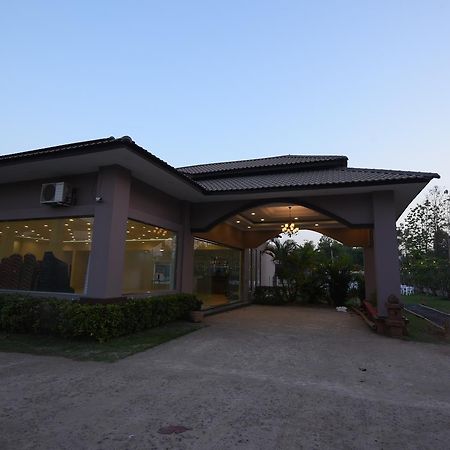 Hpa An Breeze Hotel Bagian luar foto